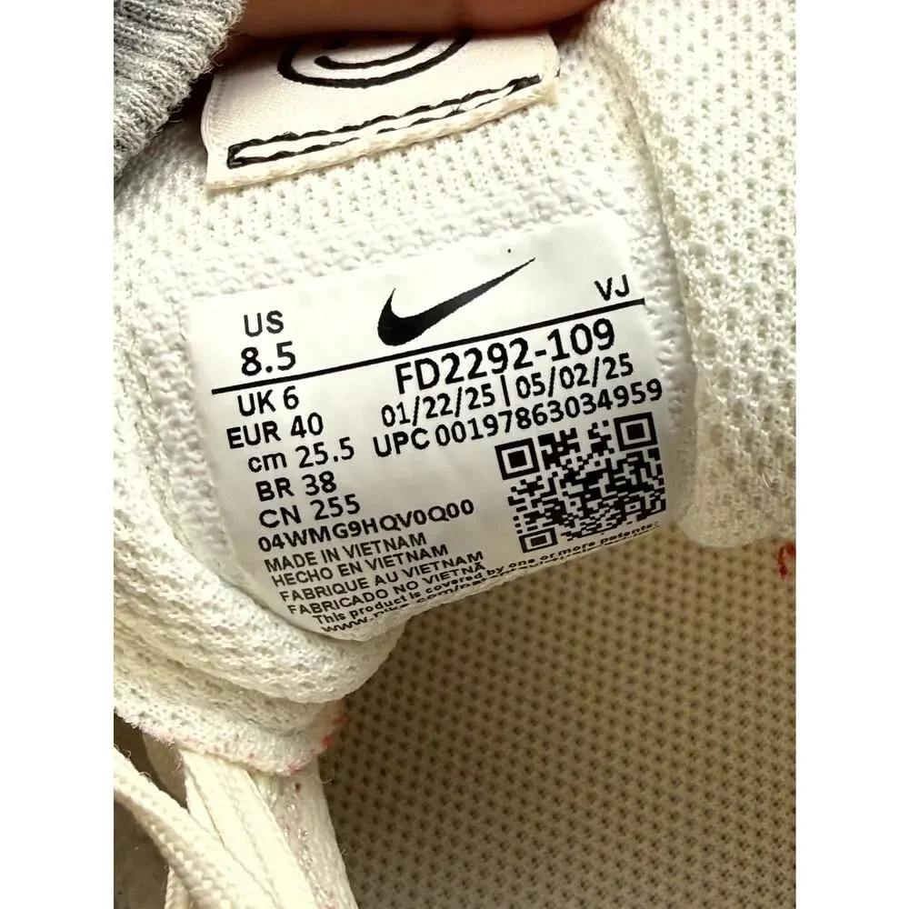 Nike Interact Run FD2292-109 Athletic Sneaker Women's 8.5 White Knit Gym Running